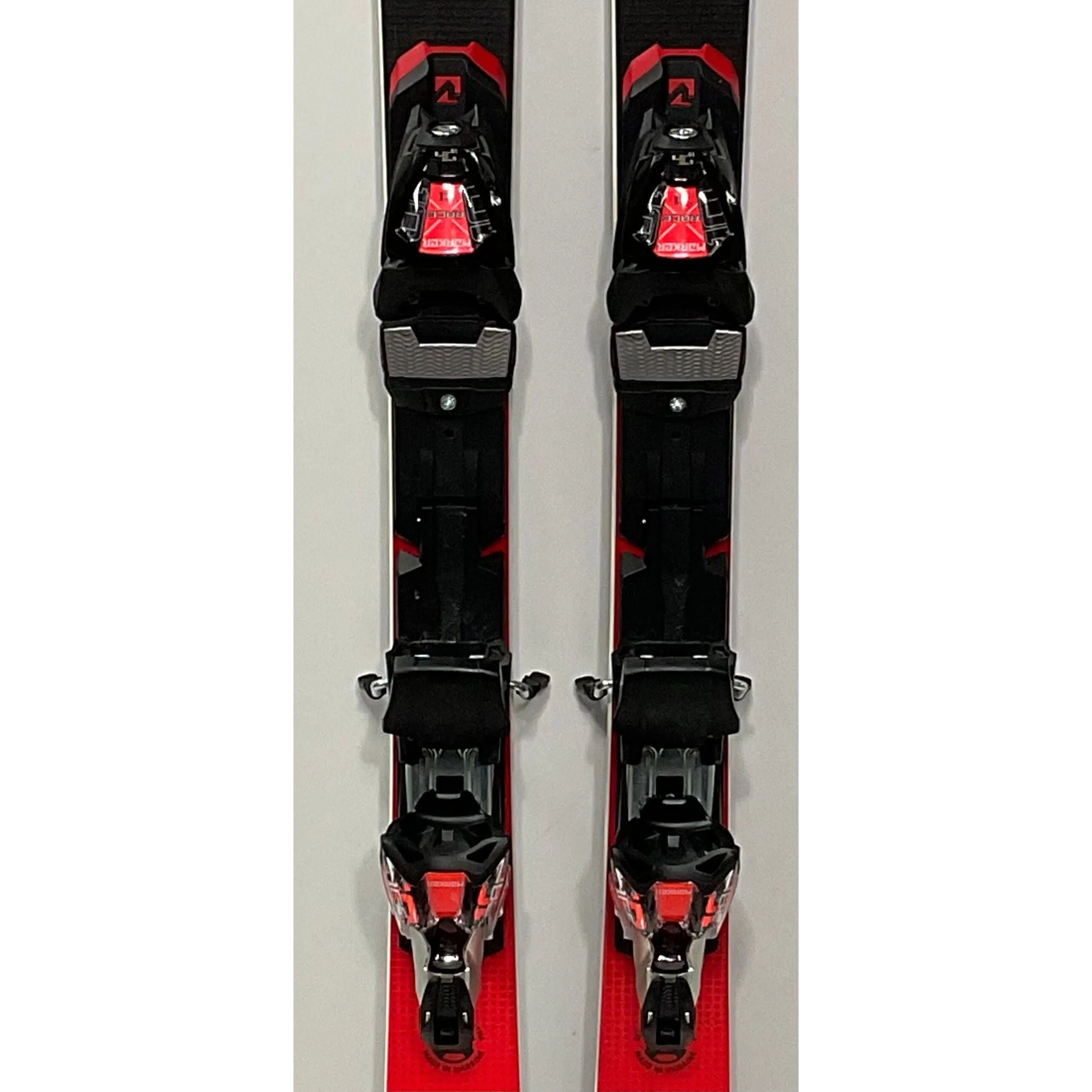 2024 Nordica Dobermann SLJ 149cm Jr Skis w/ TCX10 Bindings