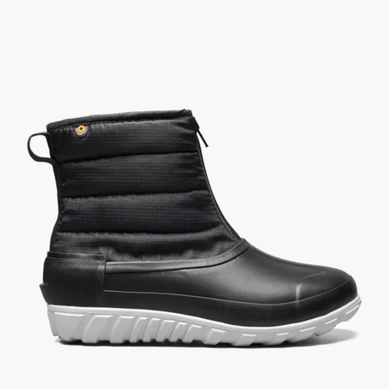 Bogs Classic Casual Winter Zip Boot in Black - Women's