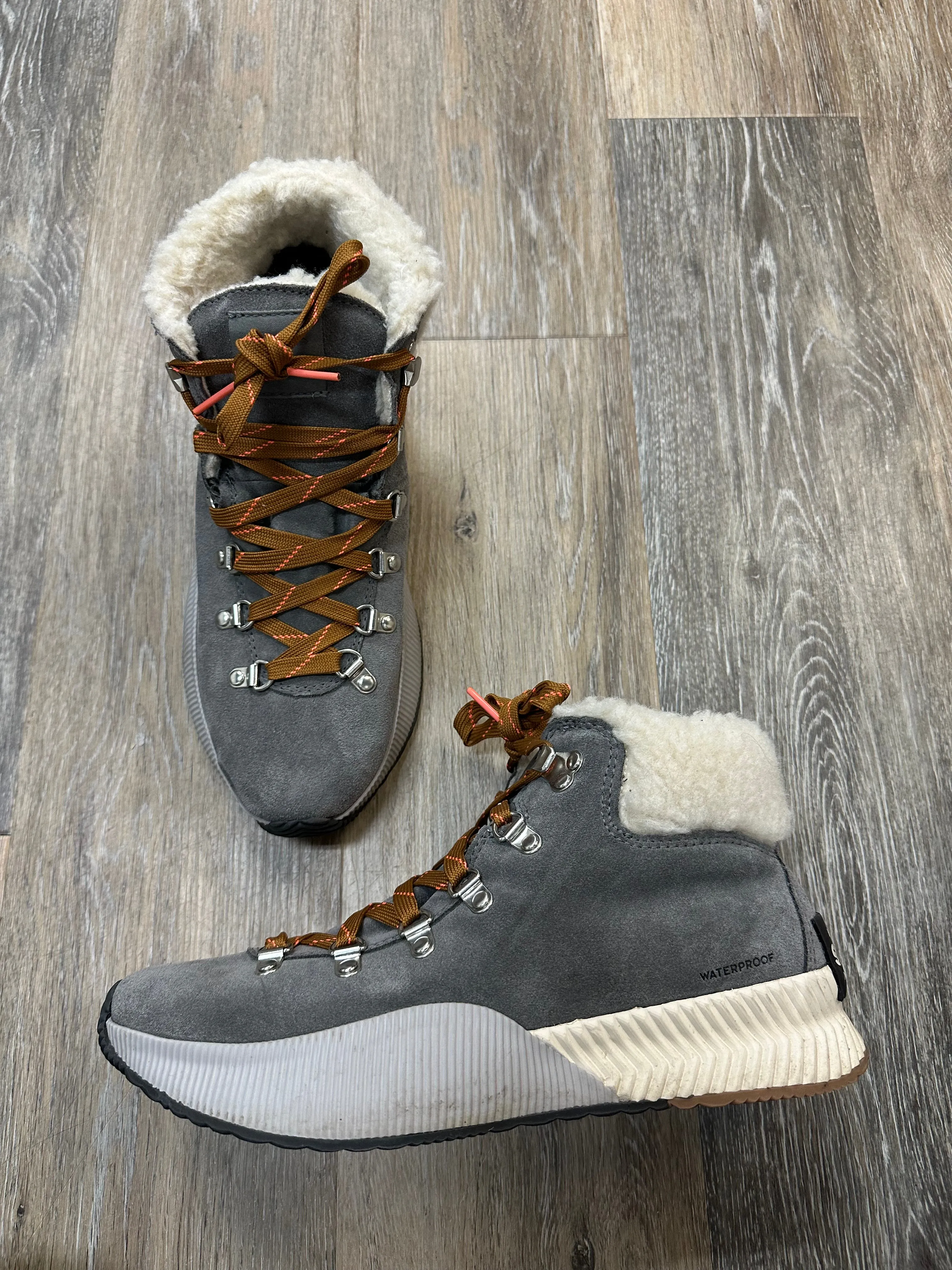 Boots Snow By Sorel In Grey, Size: 9.5