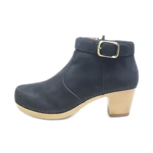 Dansko Ankle Boots Leather Black Colour For Women