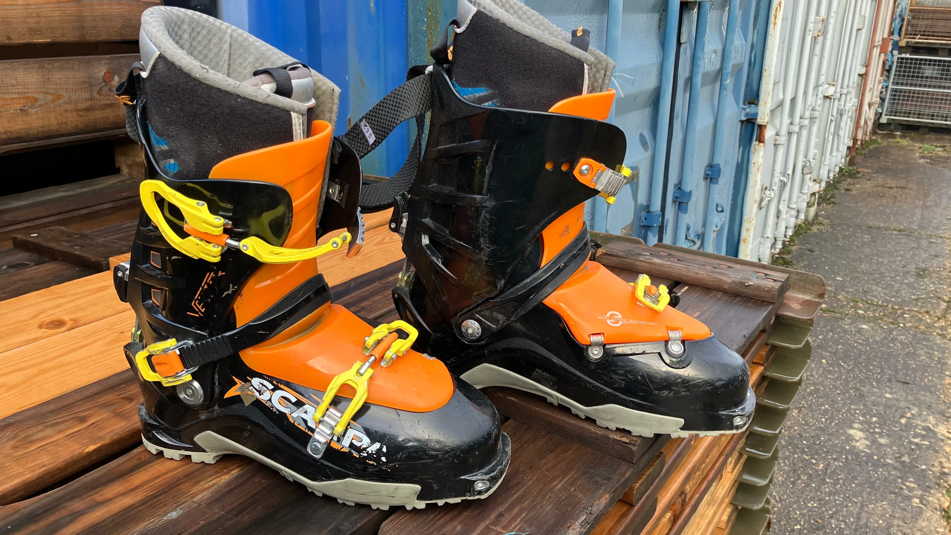 Italian Scarpa Vector Touring Ski Boots - in good condition but with two structural faults