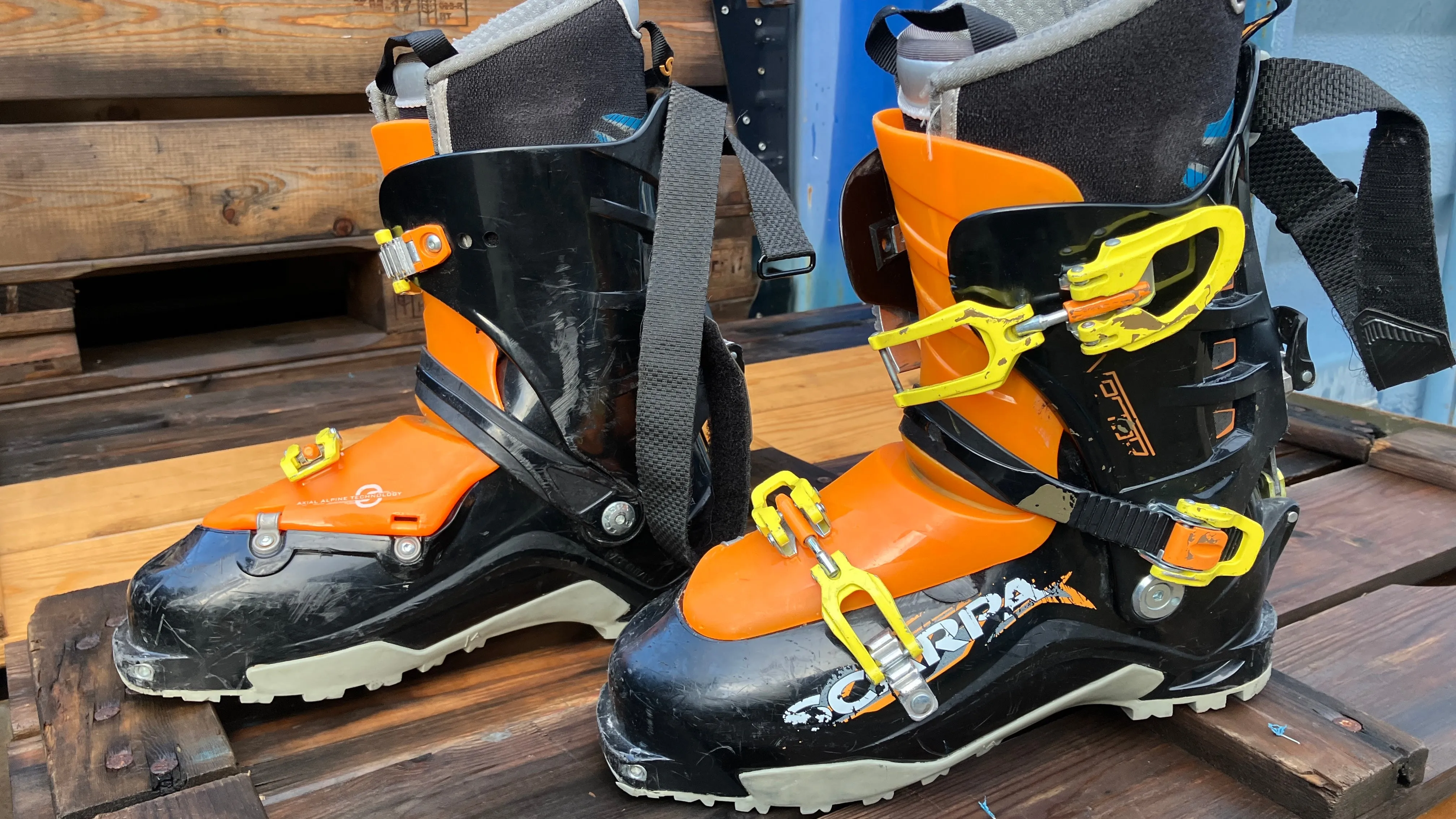 Italian Scarpa Vector Touring Ski Boots - in good condition but with two structural faults