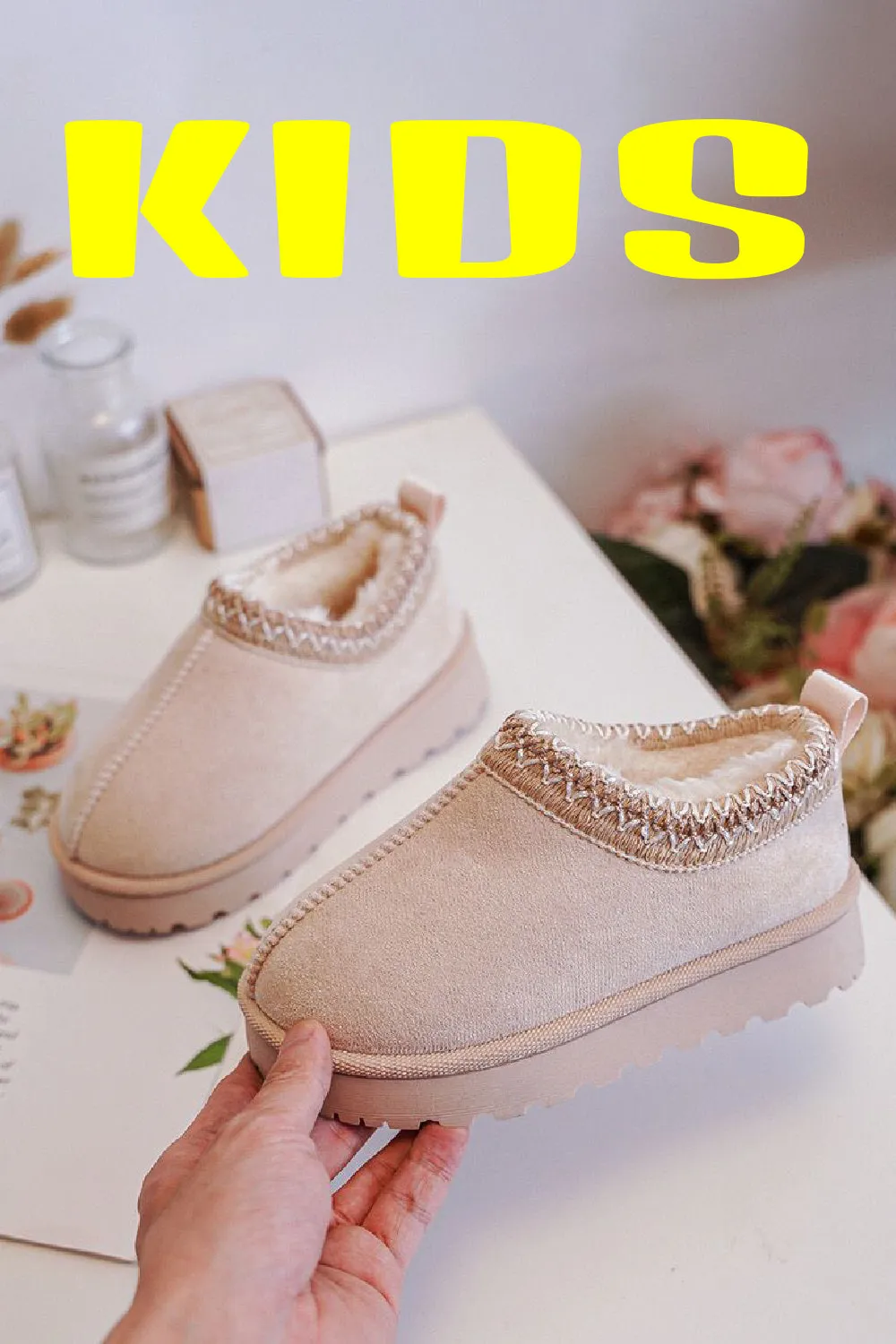 KIDS EMBROIDERY DETAIL FAUX FUR LINING SLIPPERS IN BEIGE 25-30 SIZES