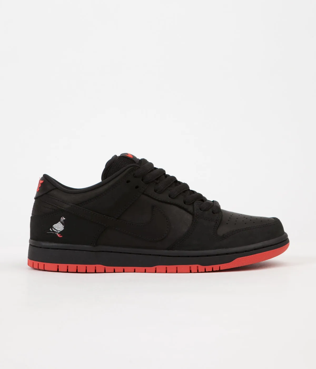 Nike SB Dunk Low 'Black Pigeon' Shoes - Black / Black - Sienna