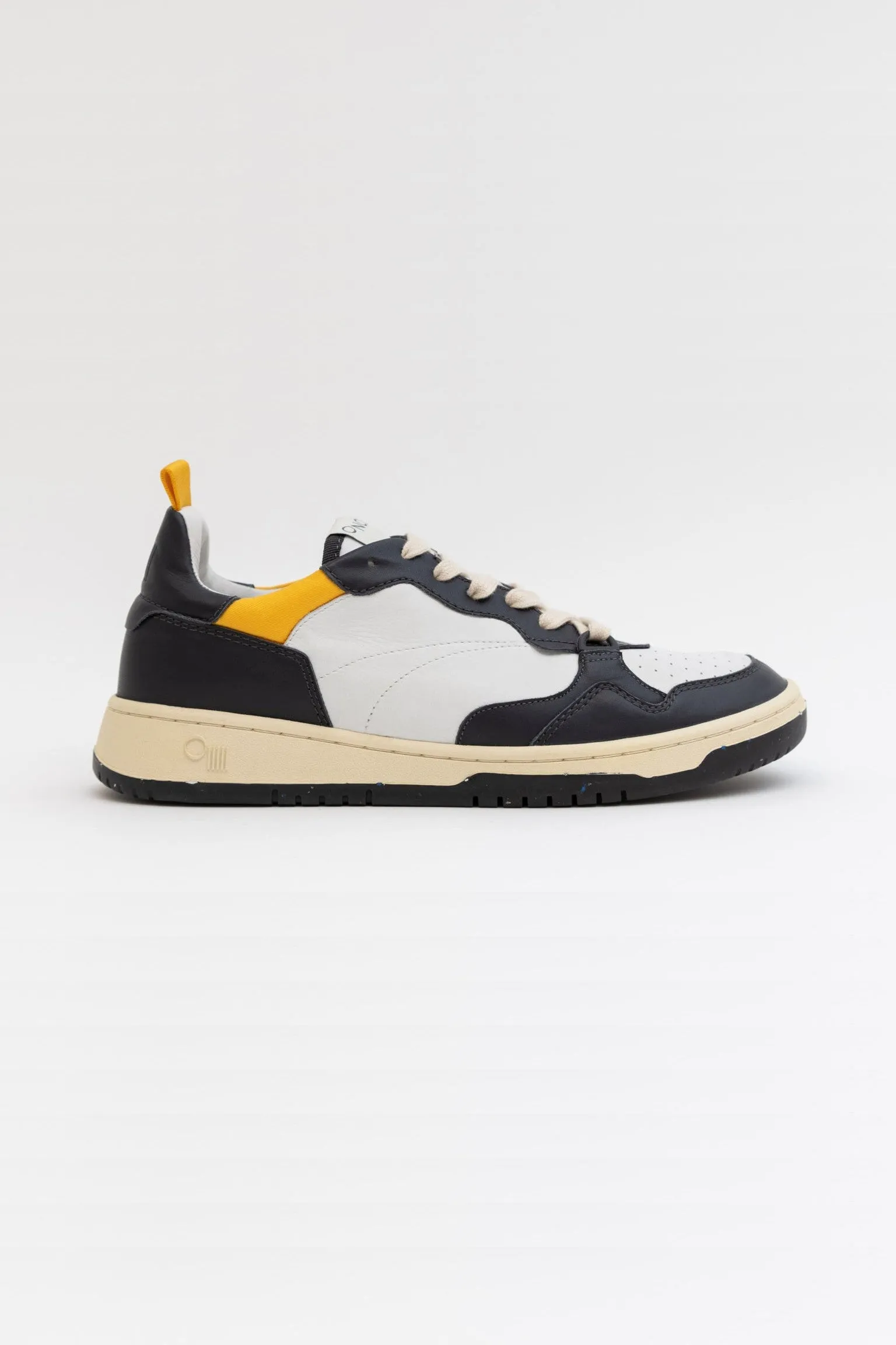 Oncept Phoenix Sneakers in Storm Grey