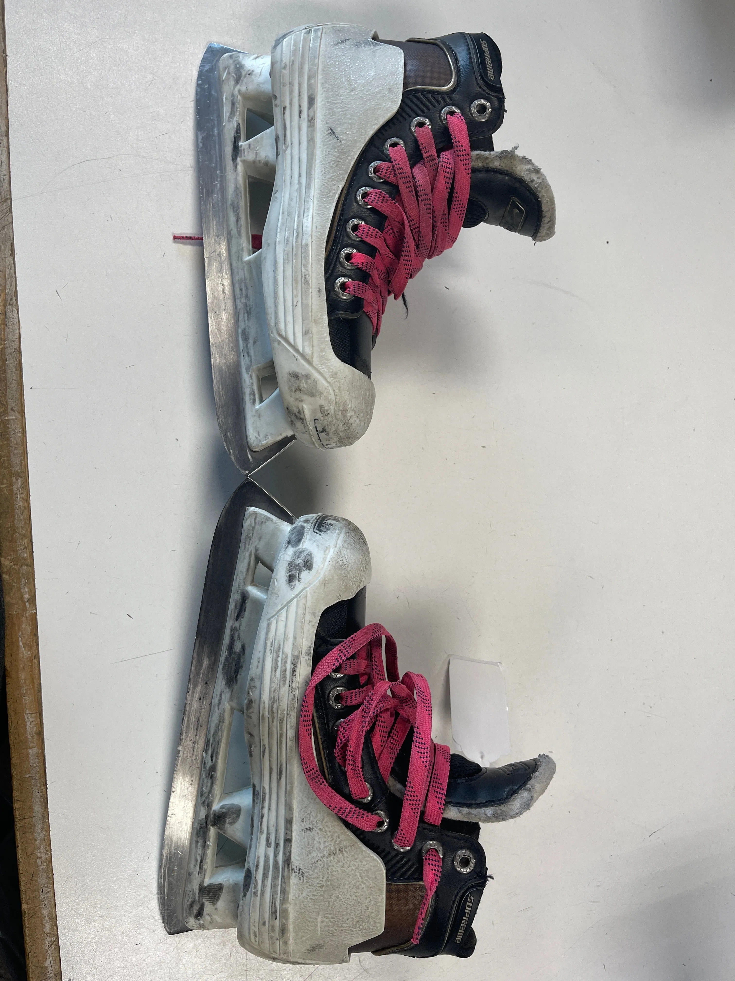 Used Bauer Supreme One95 Size 1.5EE Hockey Goalie Skates