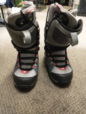 Used DC Snow Boarding Boots Size 9