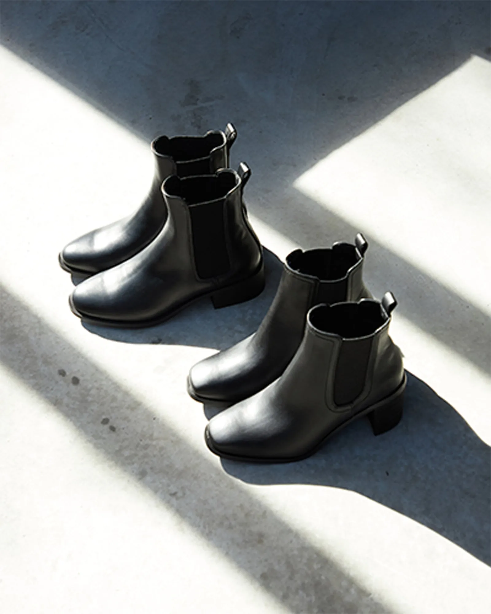 Wider Fit ELLIOT Vegan Ankle Chelsea Boots